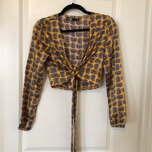Missguided Patterned Front-tie Cropped Blouse